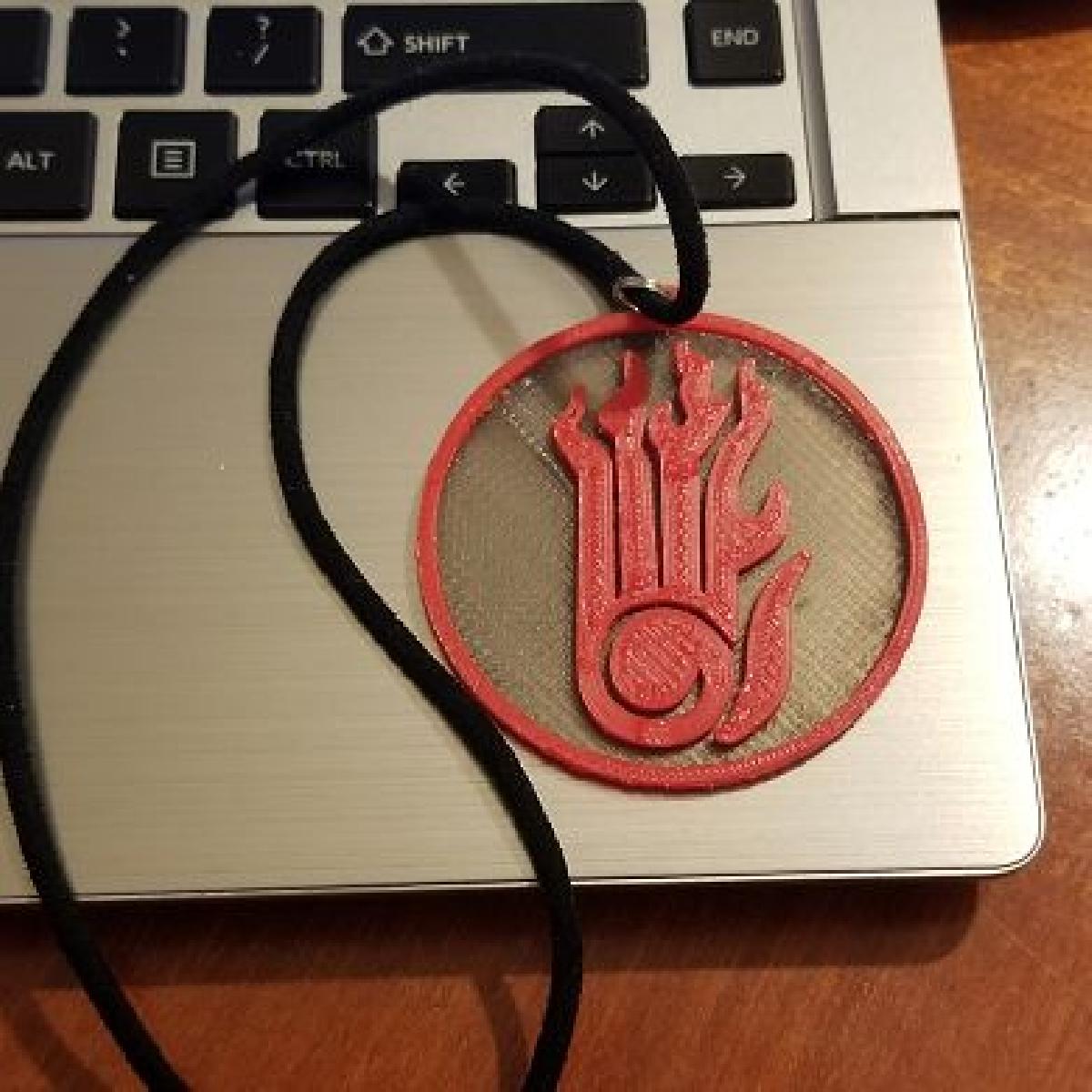 Colar oversized de destruicao de Skyrim