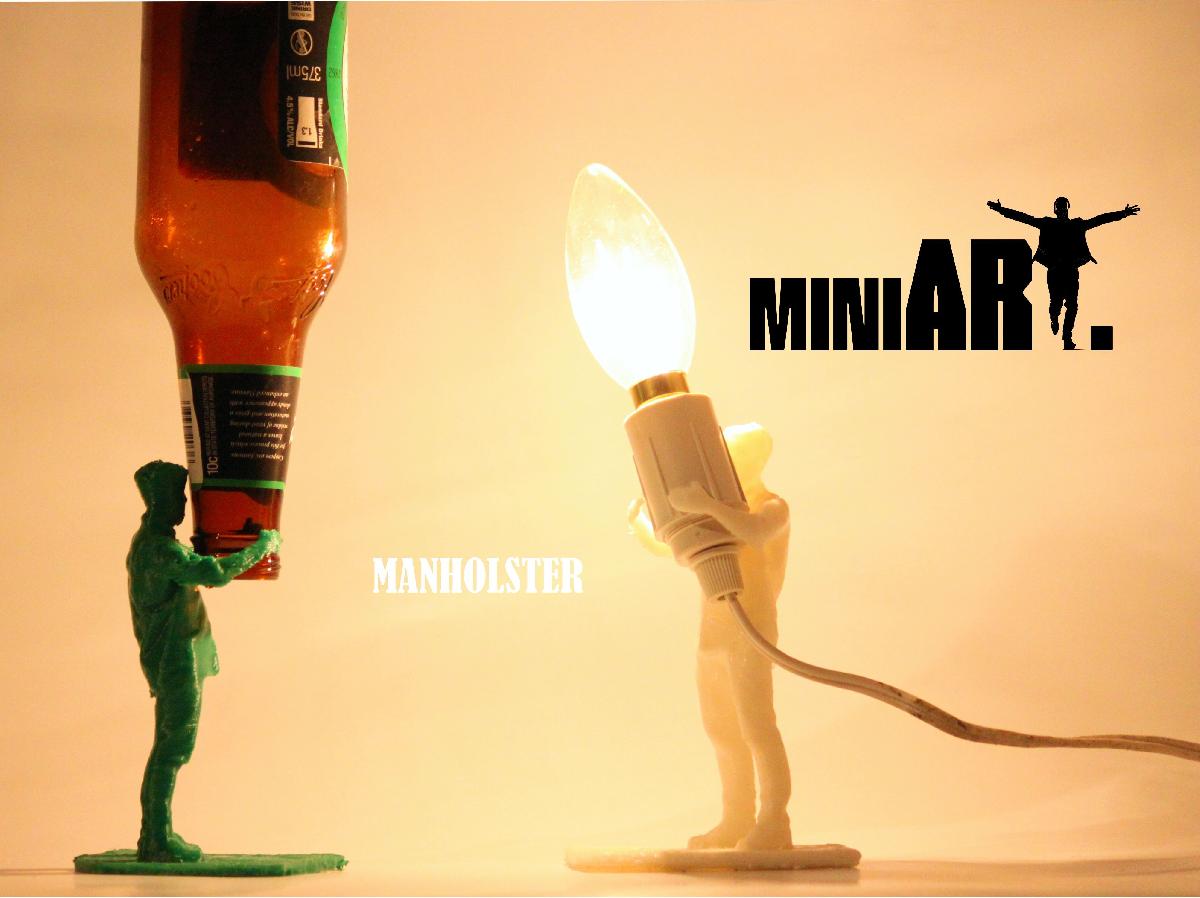 miniART | MANHOLSTER Transformando humanos e animais em objetos funcionais e artisticos.