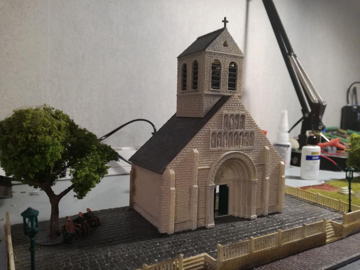 Igreja (meia igreja para fundo de cenarios)