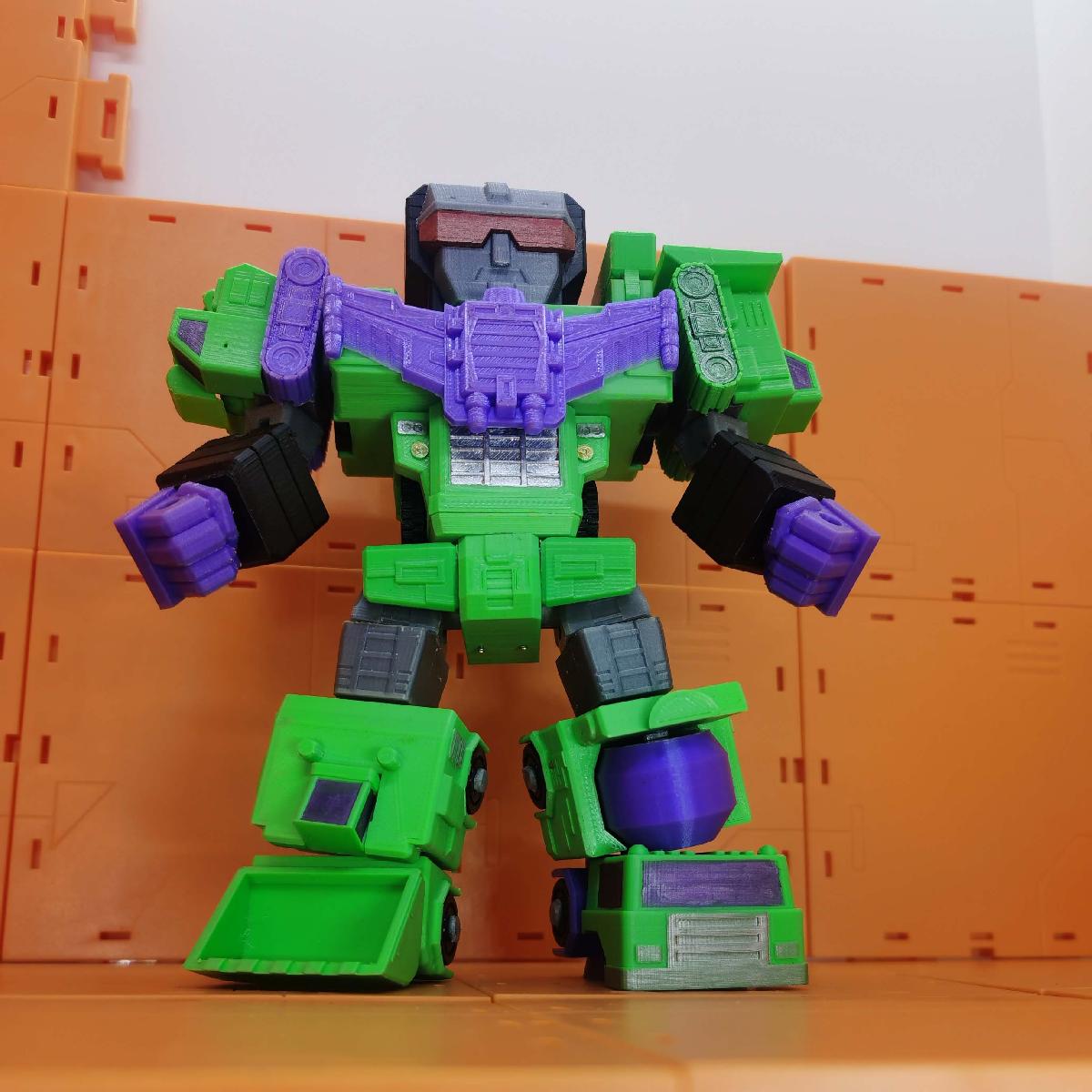 Transformers estilo Q do Devastador