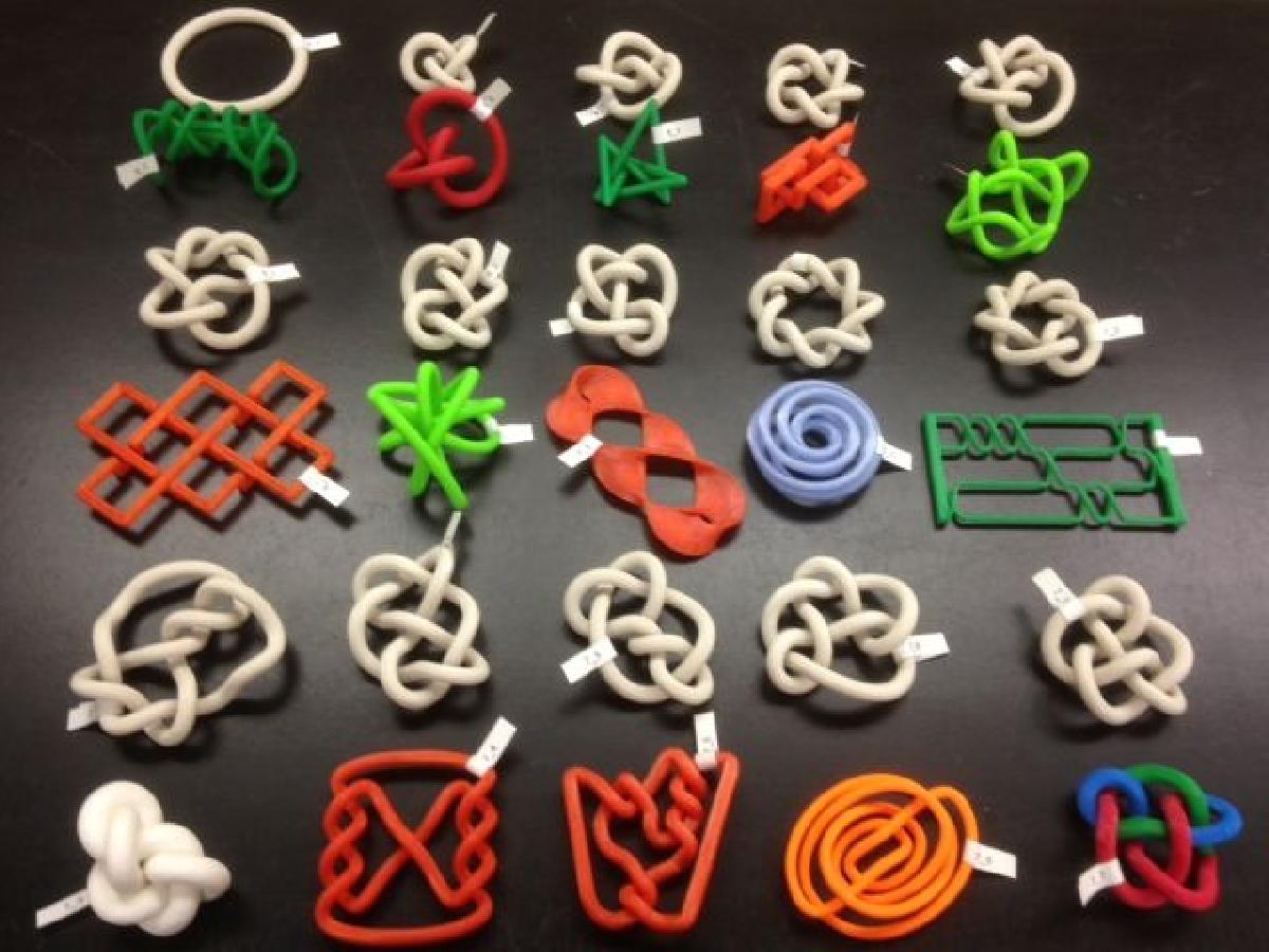 Conformacoes de nos impressas em 3D com 7 cruzamentos