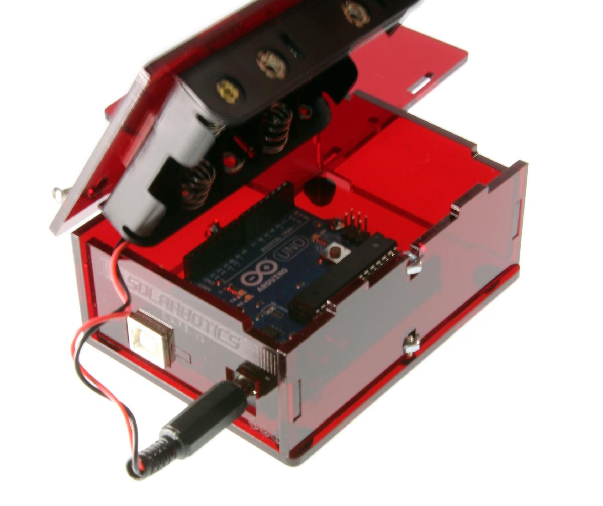 O S.A.F.E. (Involucro Solarbotics Arduino / Freeduino)