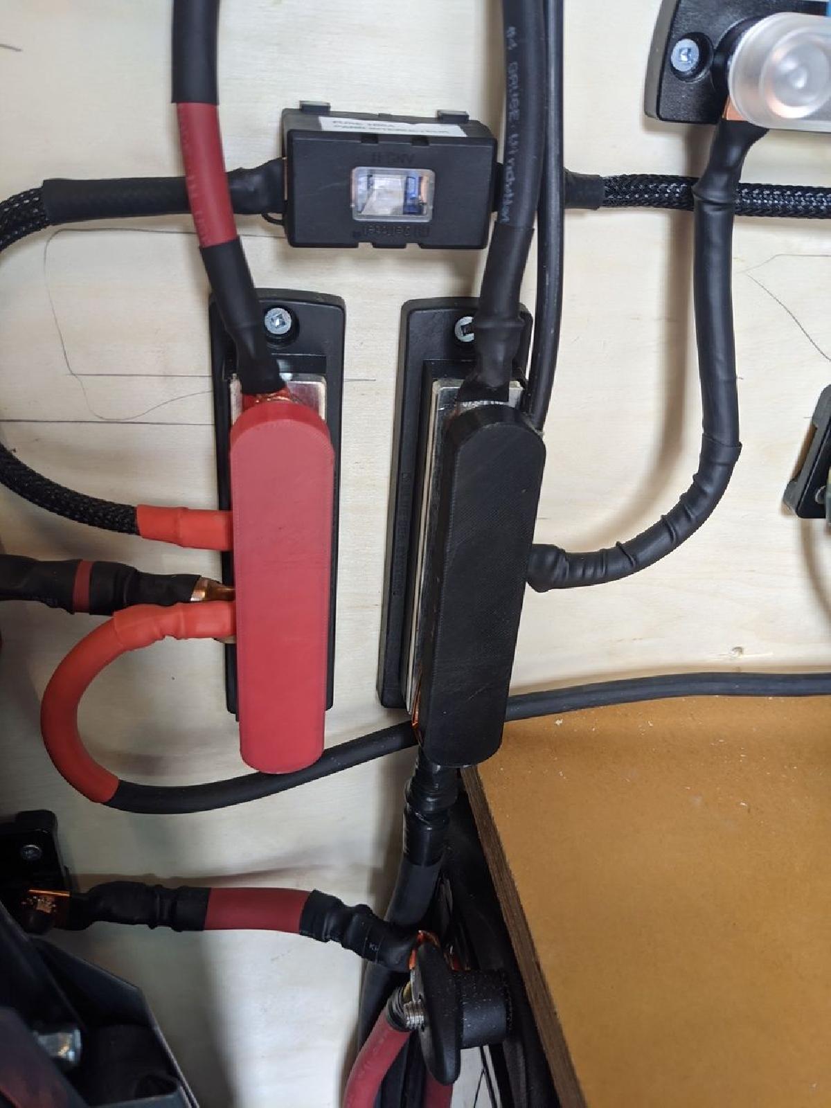 Tampa do Barramento de 250A da Blue Sea Systems