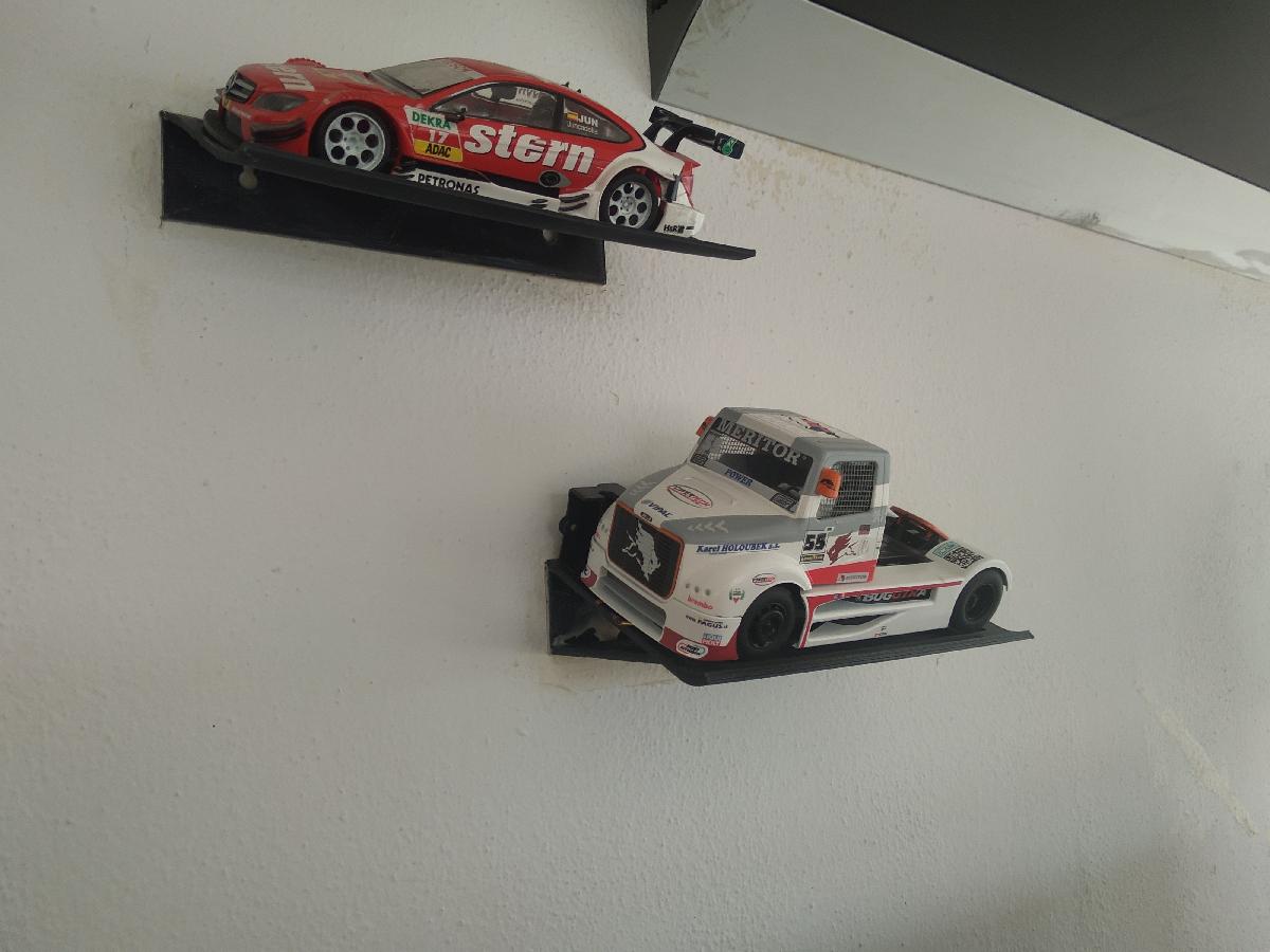 Peana Expositora de Carrinhos de Slot