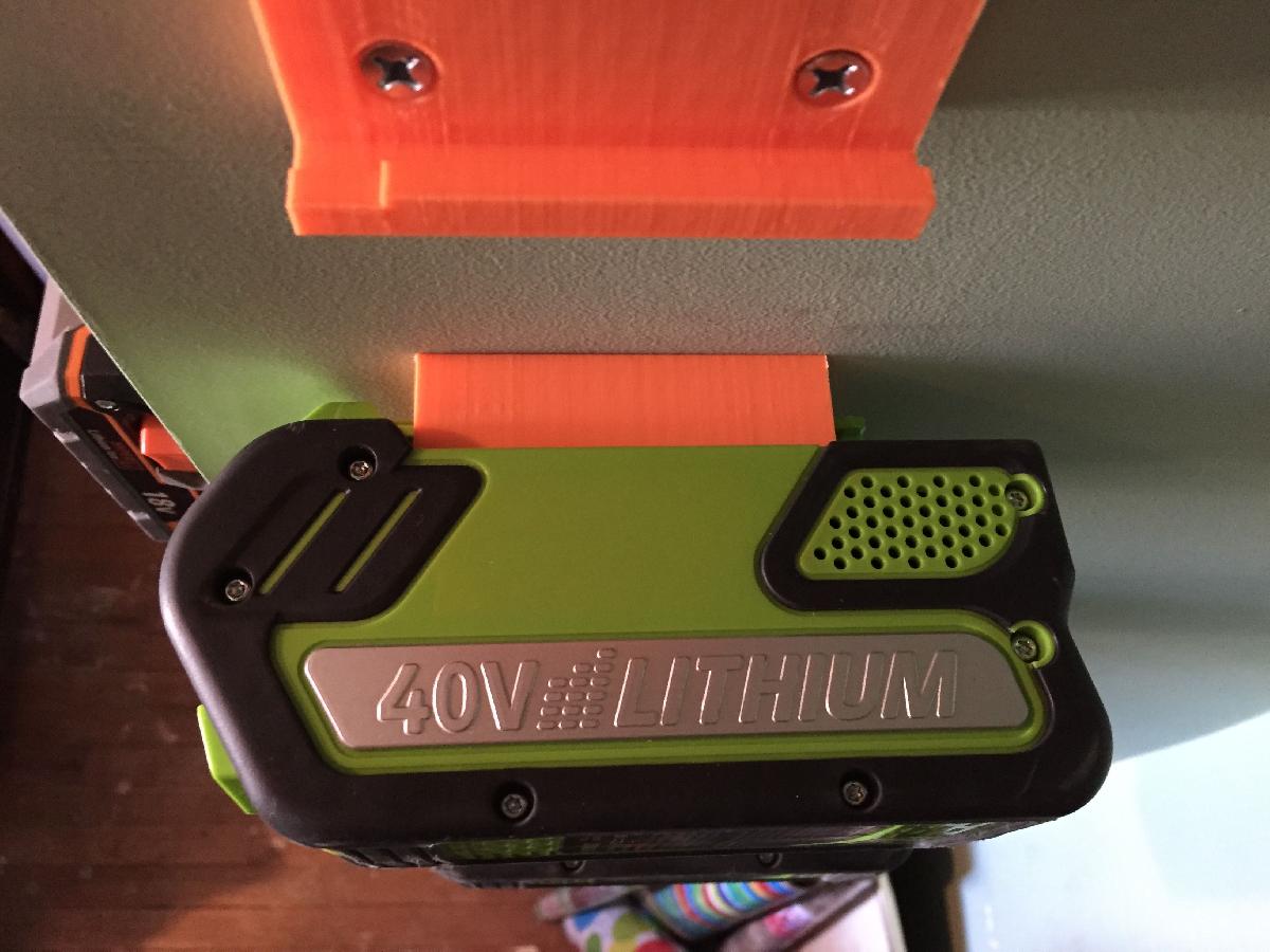 Suporte de bateria Greenworks 40V