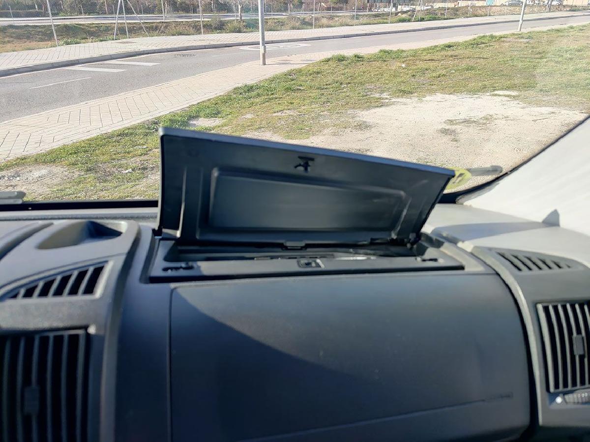 Hinge Bisagra da guantera Citroën Jumper, Fiat Ducato e Peugeot Boxer.