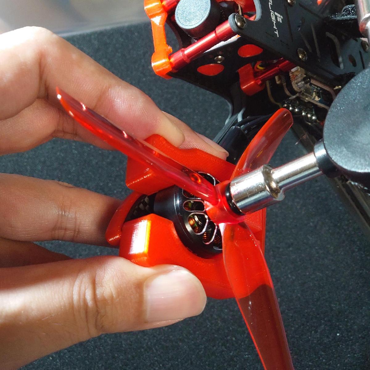 Garra Motorizada para Drone FPV
