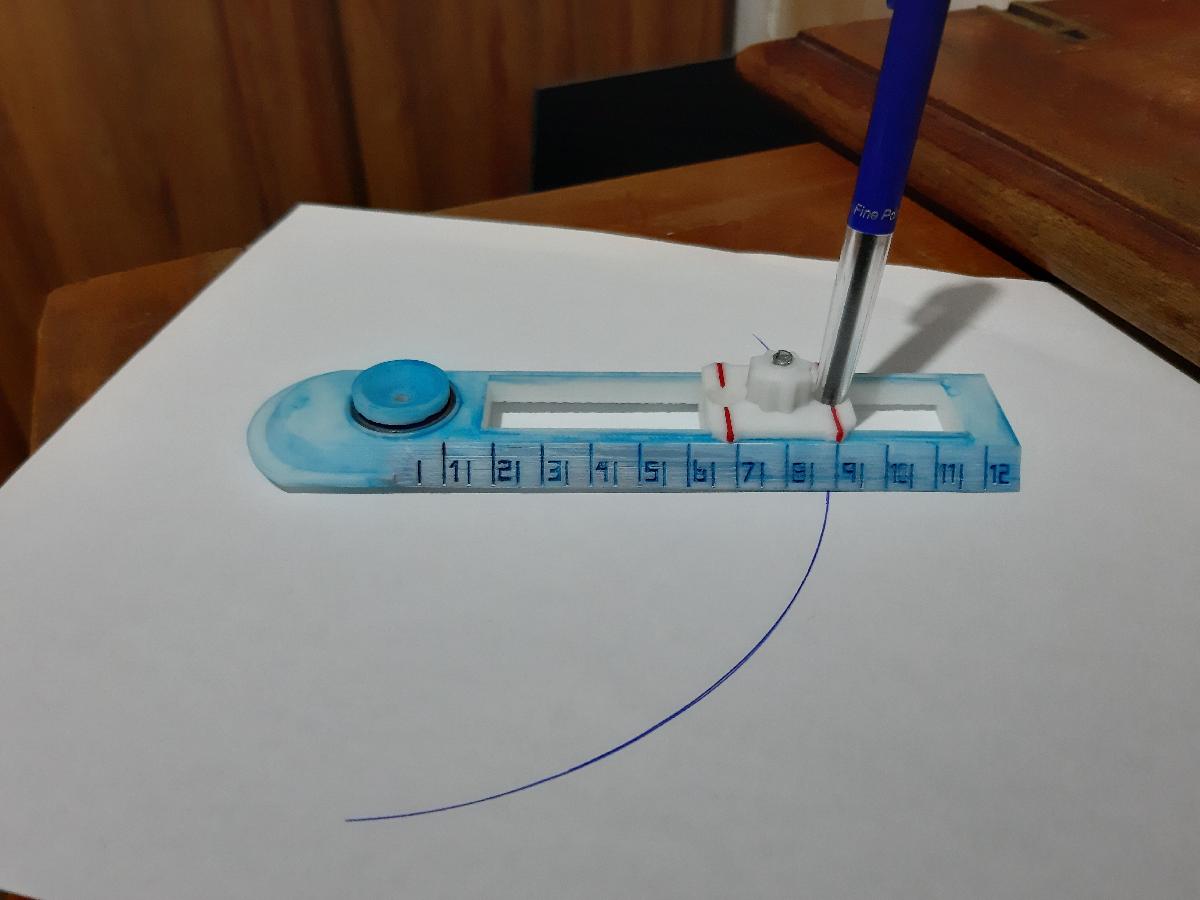 Bussola adaptada para dyspraxia