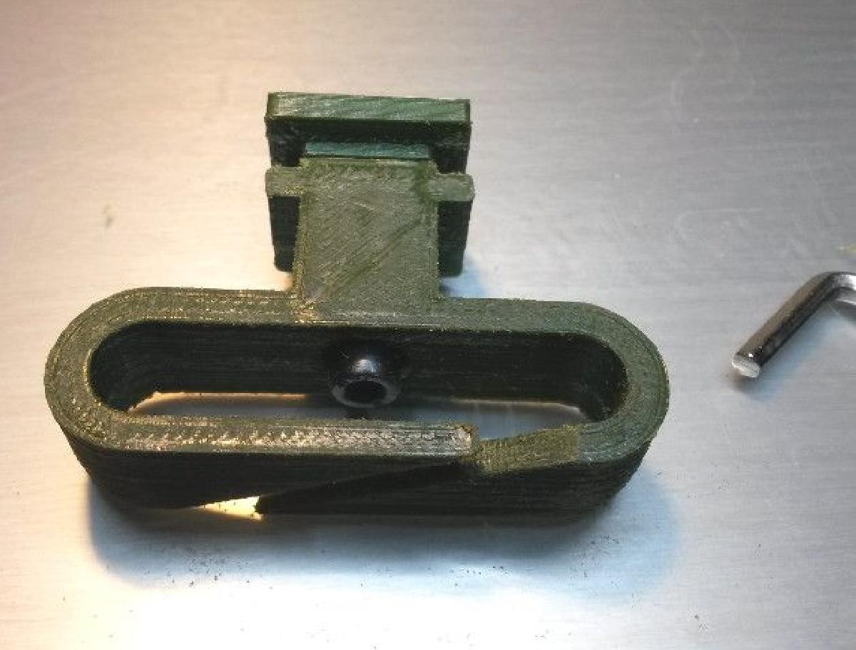 Suporte do cabo do velocimetro HONDA Transalp 600 / Suporte da cambiorita parametrica