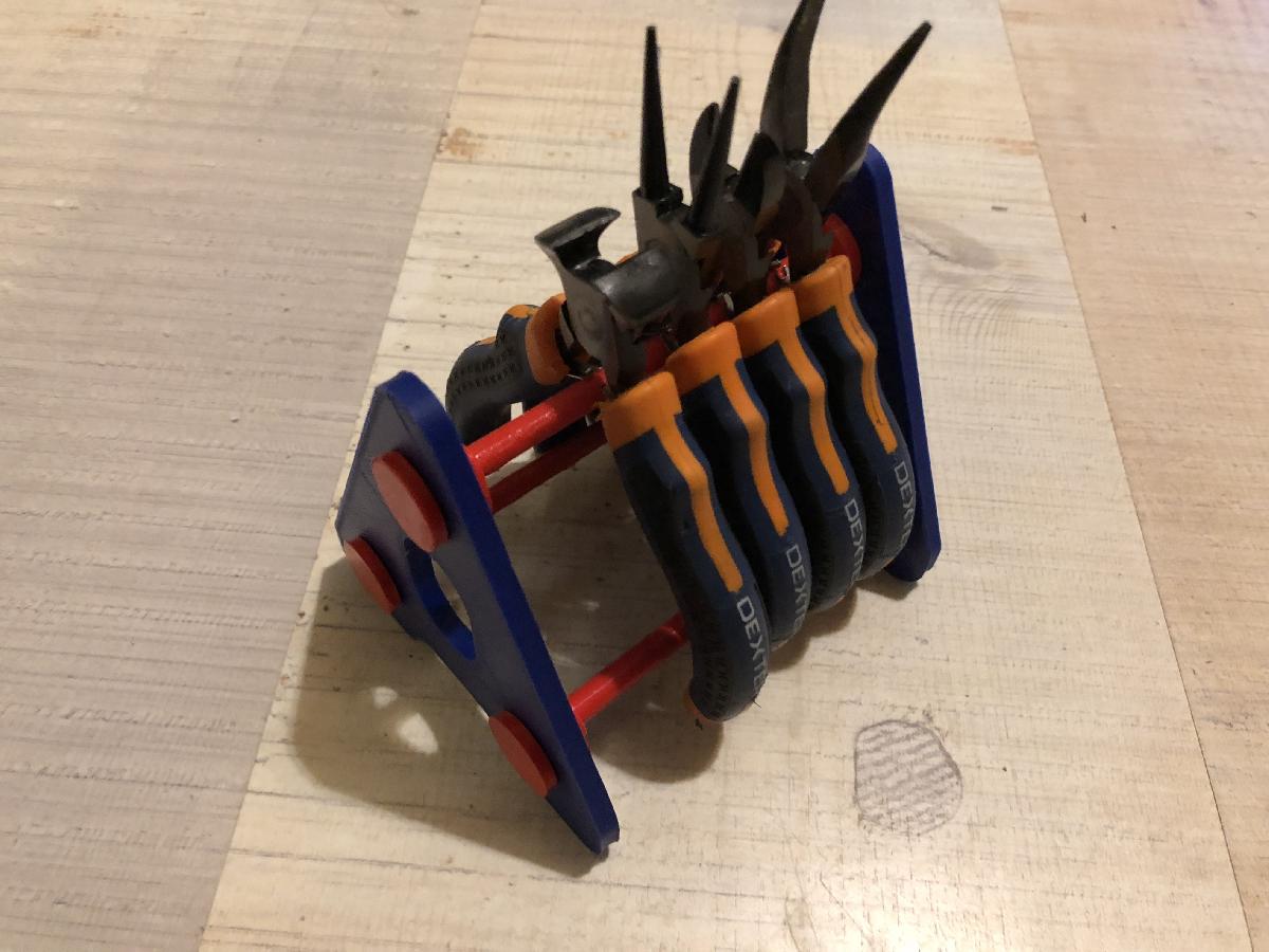 Suporte para ferramentas de alicate de corte modular.