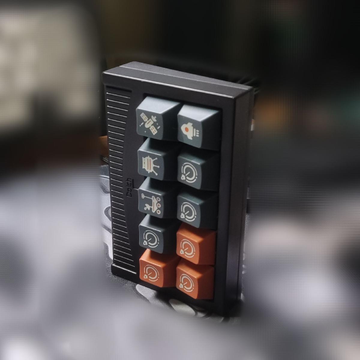 Dolch design 10key macropad