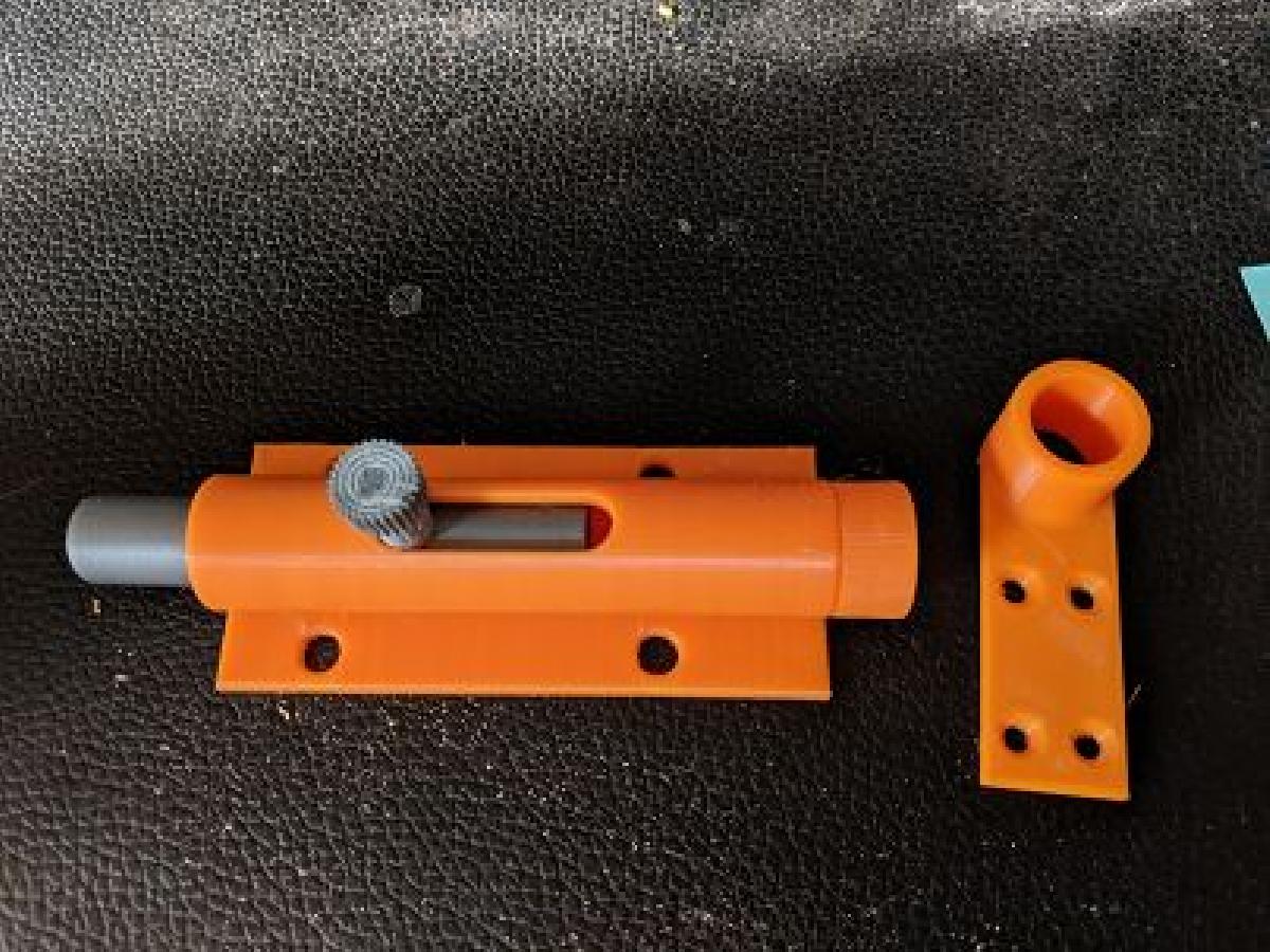 Fechadura de Porta com Retorno por mola