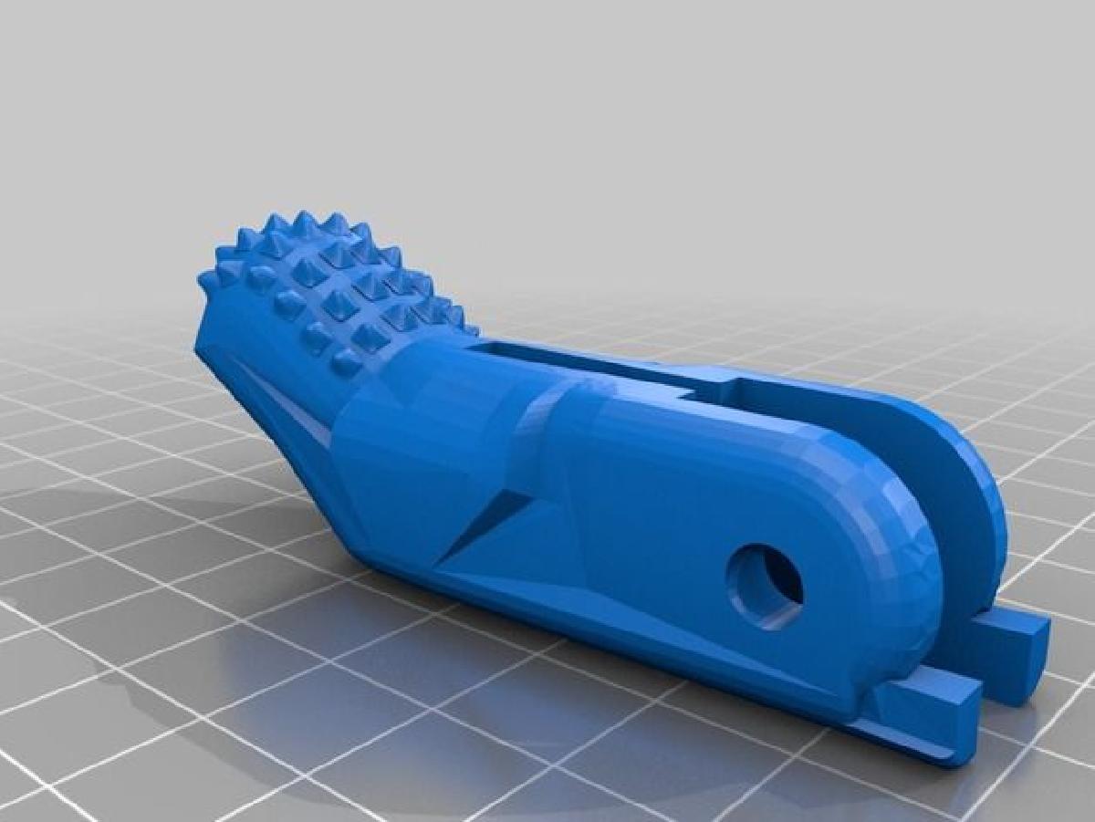 Mao da Besta Cy Boyd