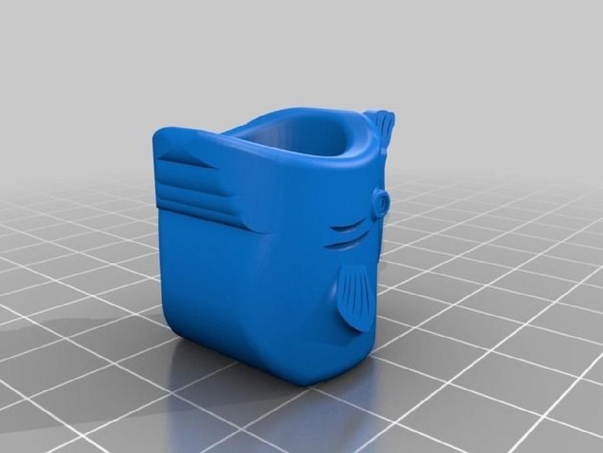 pequeno "101 Use Fish Cup"