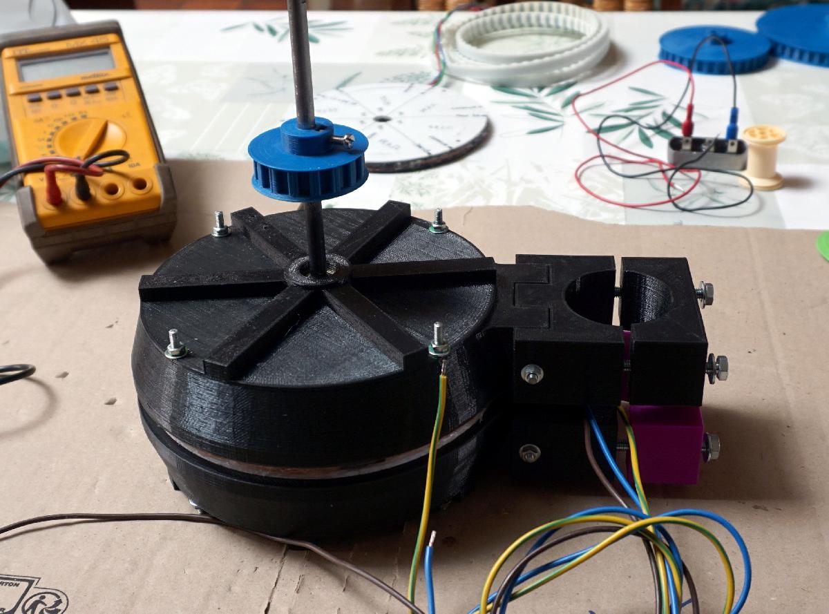 Gerador para turbina eolica vertical