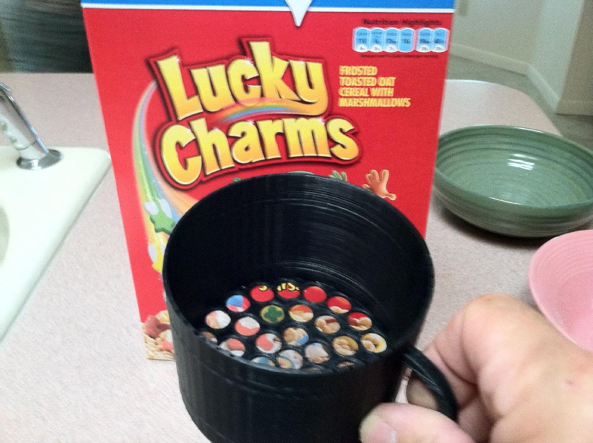 Peneira de Cereal Lucky Charms