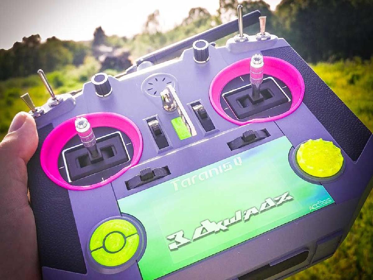 FrSky Taranis QX7   Botoes e Dials