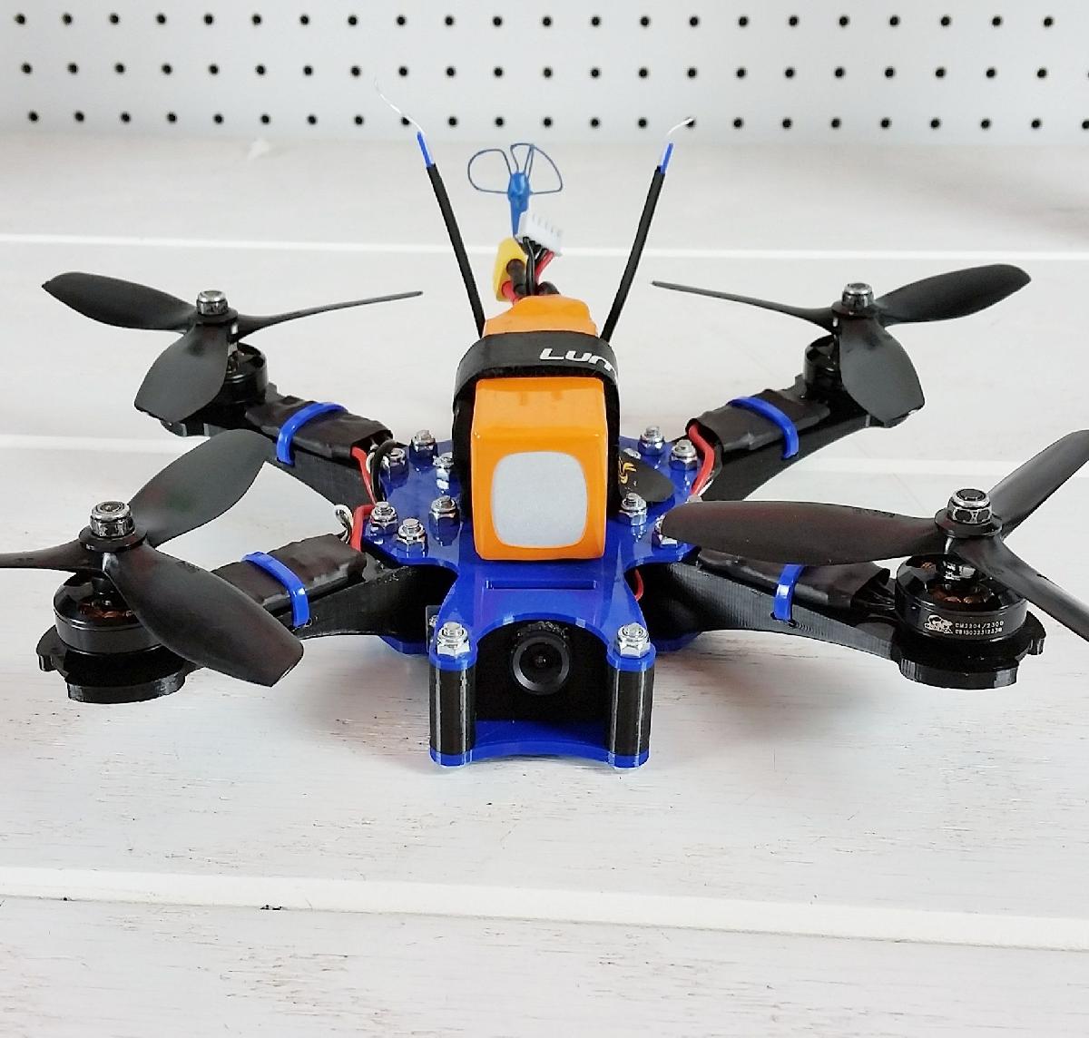 Quadro de corrida Q3D 220 FPV