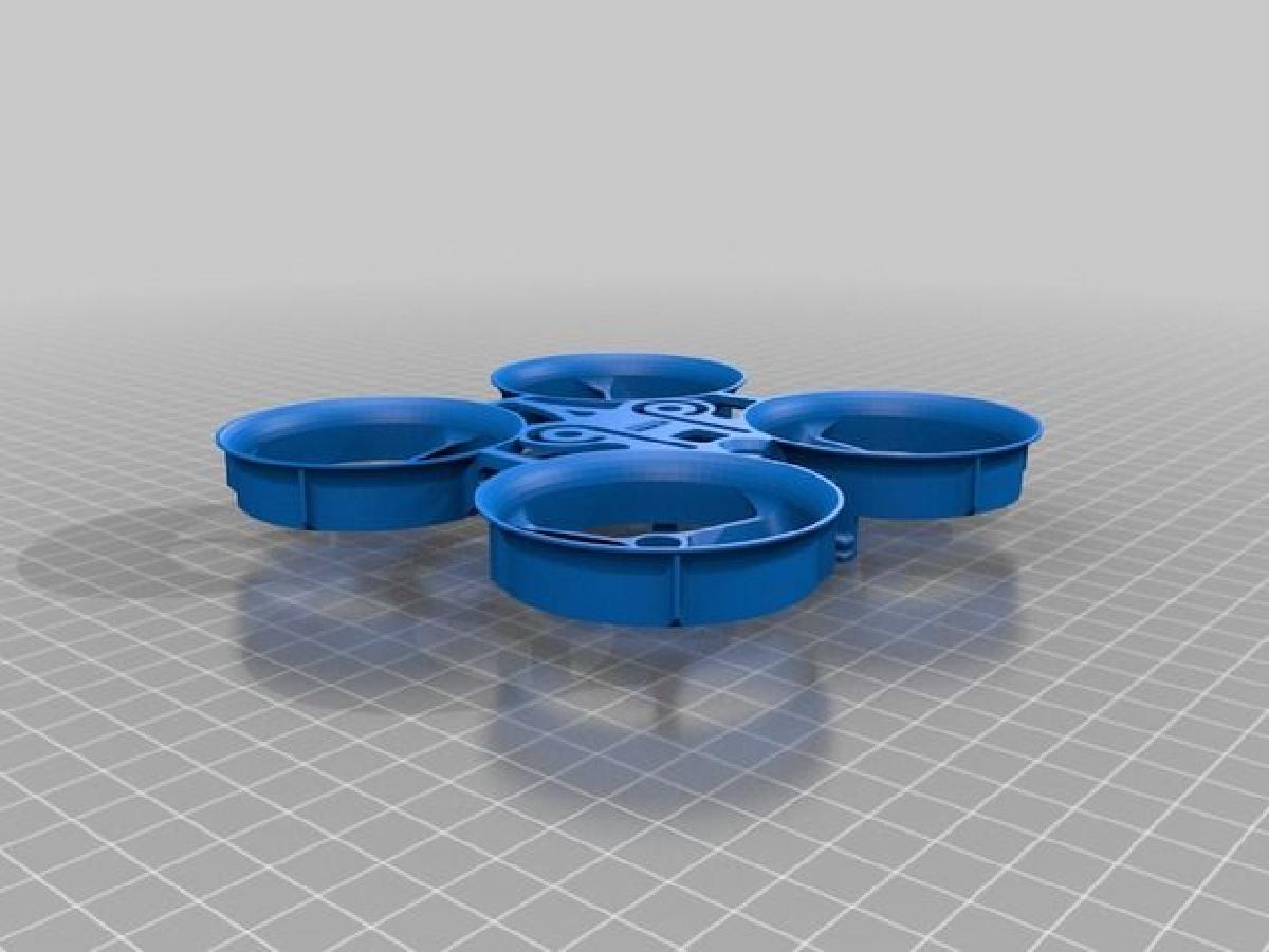 InductriksMaxi,   Treinador de quadricoptero FPV micro inspirado no Inductrix